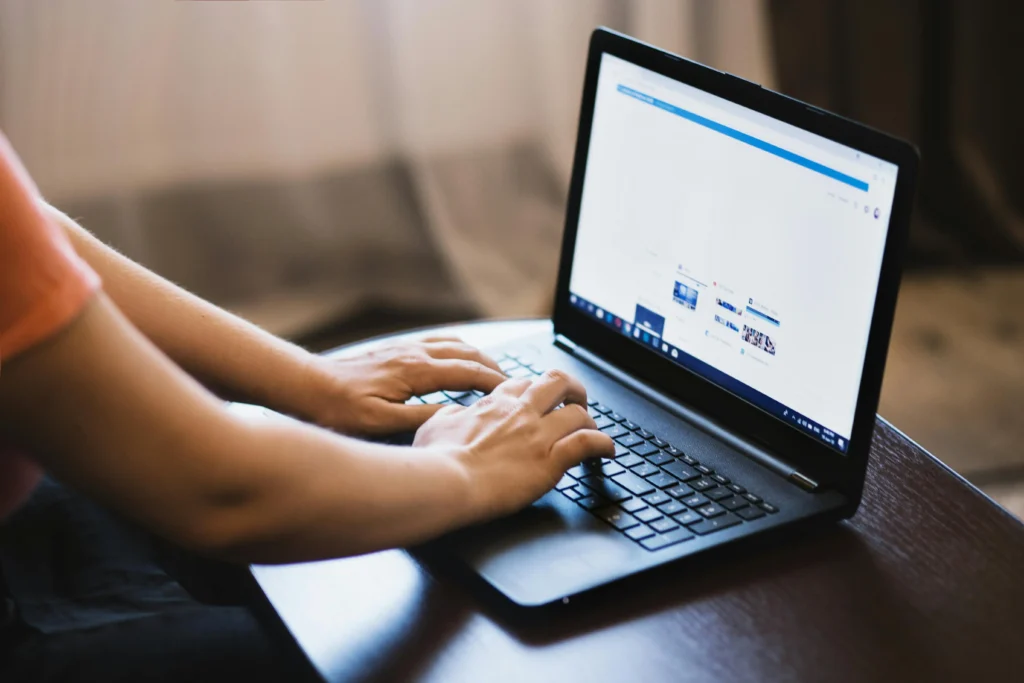 What is social media manager