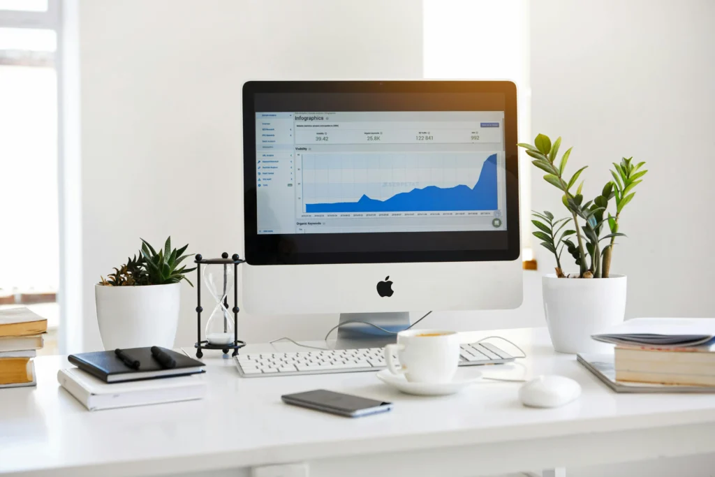 what is social media manager